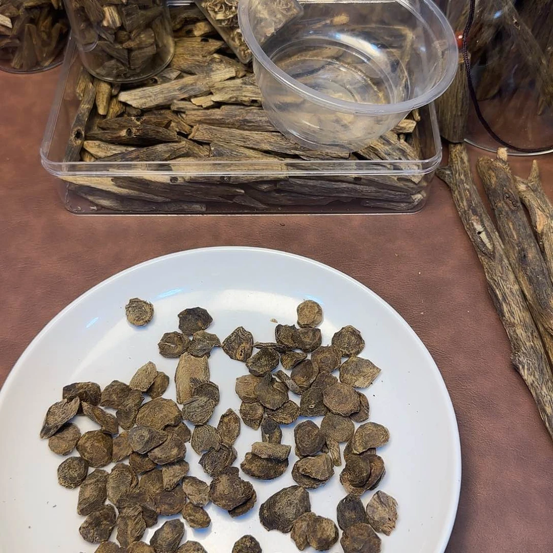 沉香沉香碎屑香料