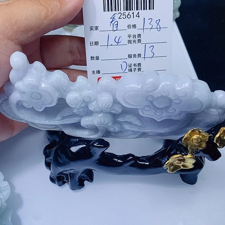 看***名翡翠未镶嵌挂件天光墟翡翠市场现金代购