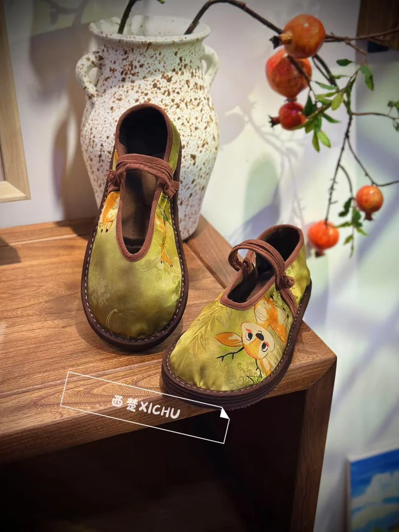 2025夏款【小鹿】红云纱炒色提花盘扣新中式手工千层底布鞋