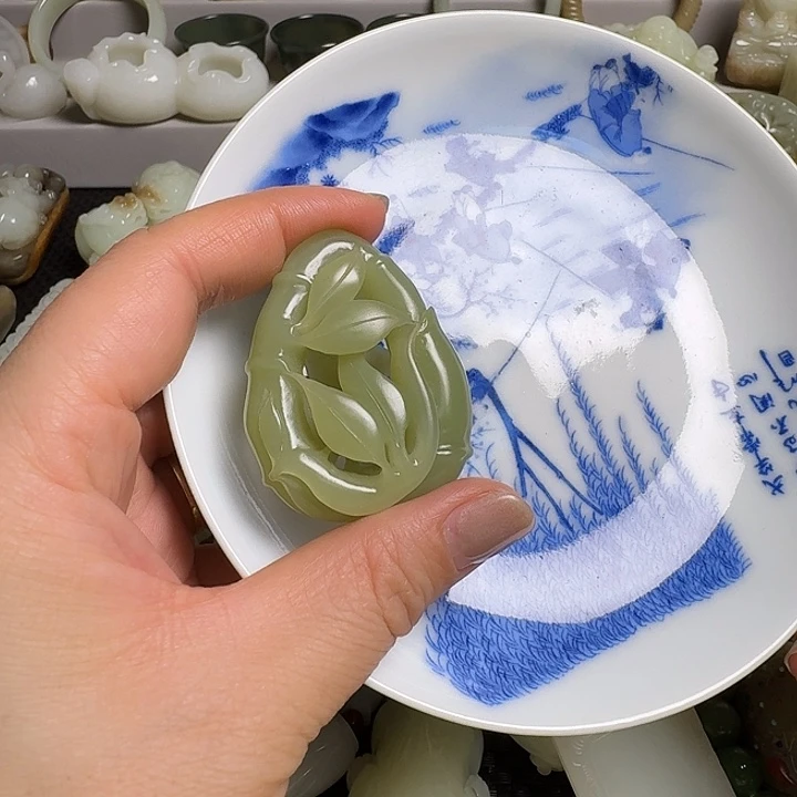 S***I瓷片新号开播牌子一个