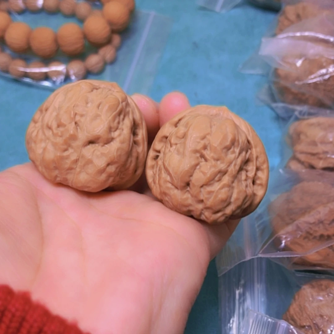 【闪购商品】摆件核桃38蛤蟆头修尖