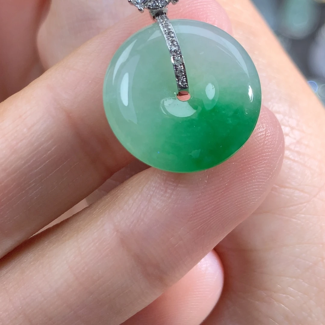 翡翠18K金镶嵌吊坠(不含链)平安扣