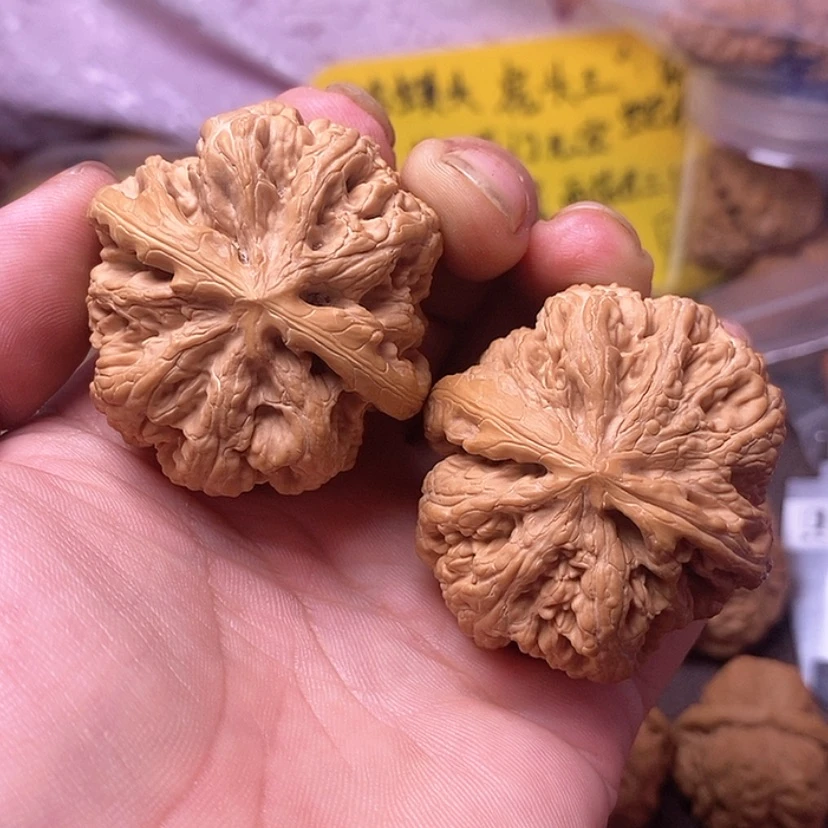【闪购商品】吊坠文玩核桃46大粗筋