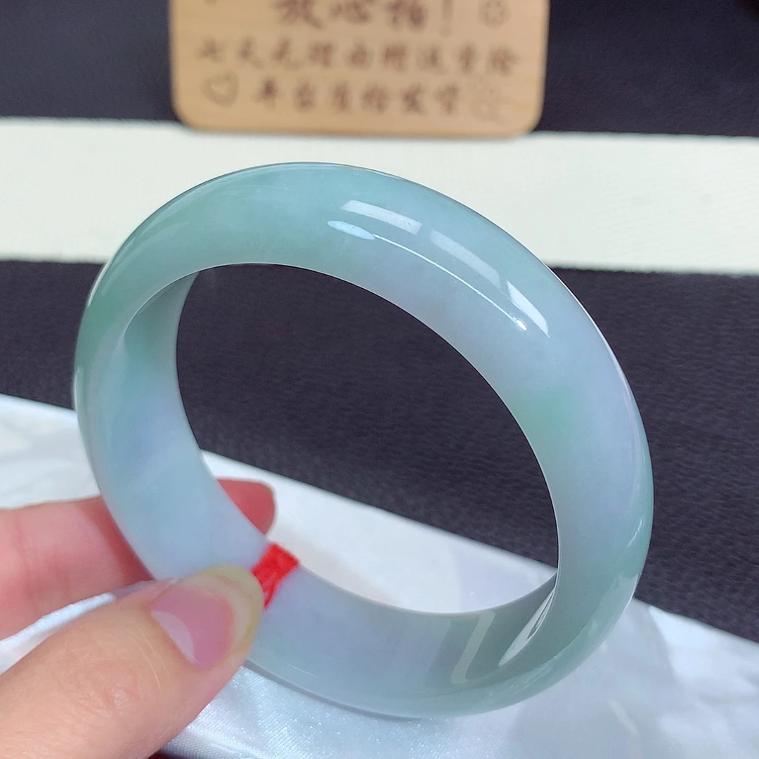 翡翠未镶嵌手镯7048