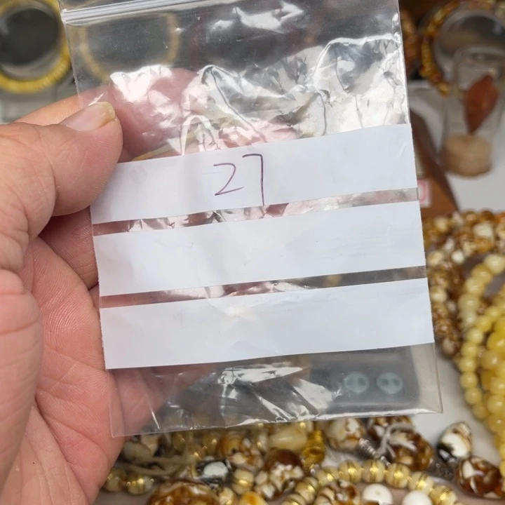 ****云琥珀未镶嵌裸石27号