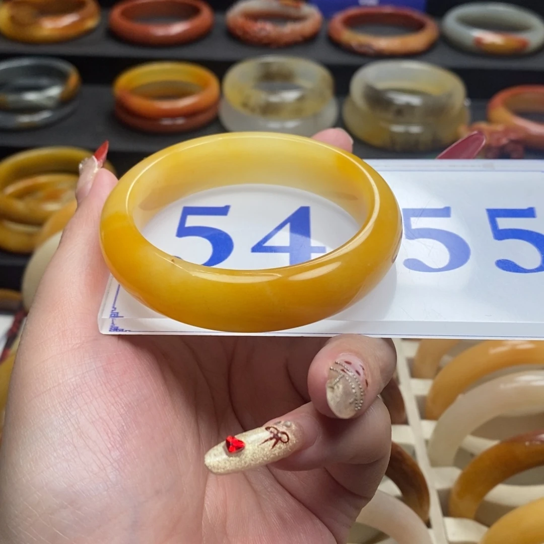 石英质玉（黄龙玉）手镯未镶嵌猫****