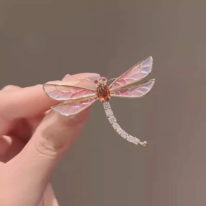合金胸针 彩绘迷你少女蜻蜓胸针女 轻奢百搭别针配饰大衣西装徽章