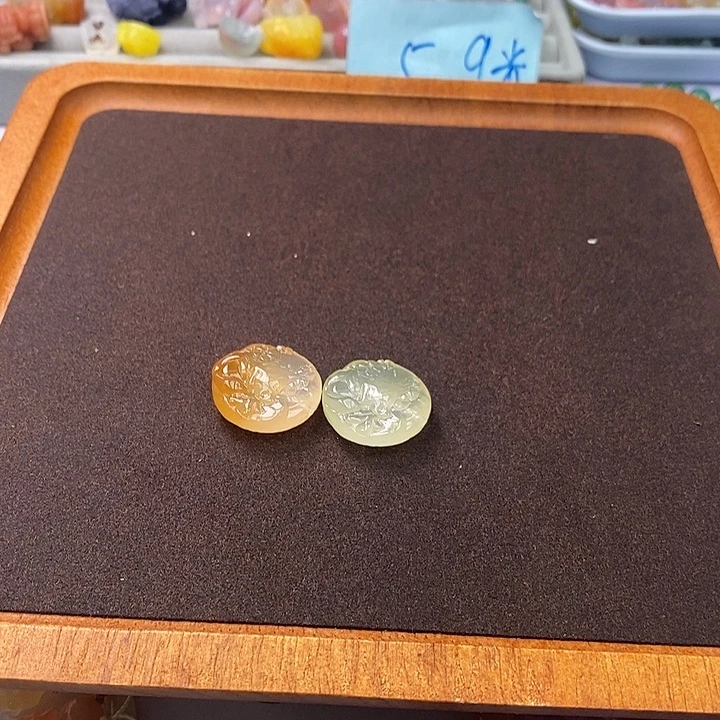 玛瑙/玉髓雕刻件未镶嵌榴****1