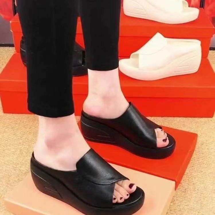 厚底一字拖女外穿2025年夏季新款松糕女鞋百搭坡跟鱼嘴半拖鞋