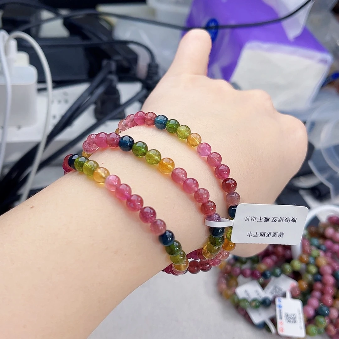 碧玺多样性发一件未镶嵌