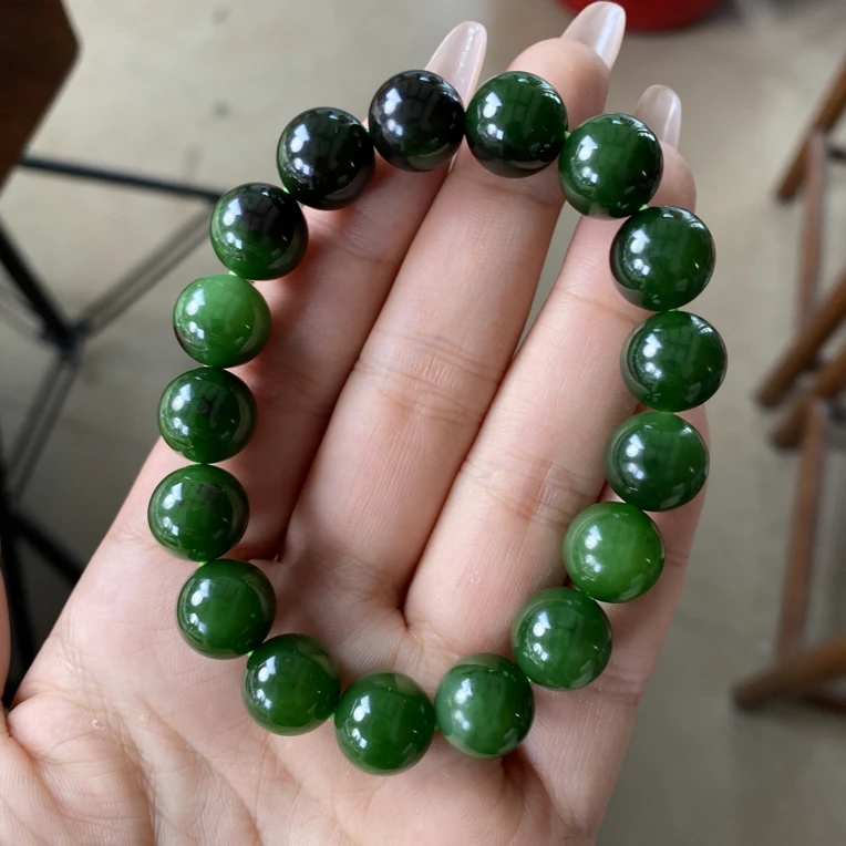 和田玉红皮菠菜绿卡12