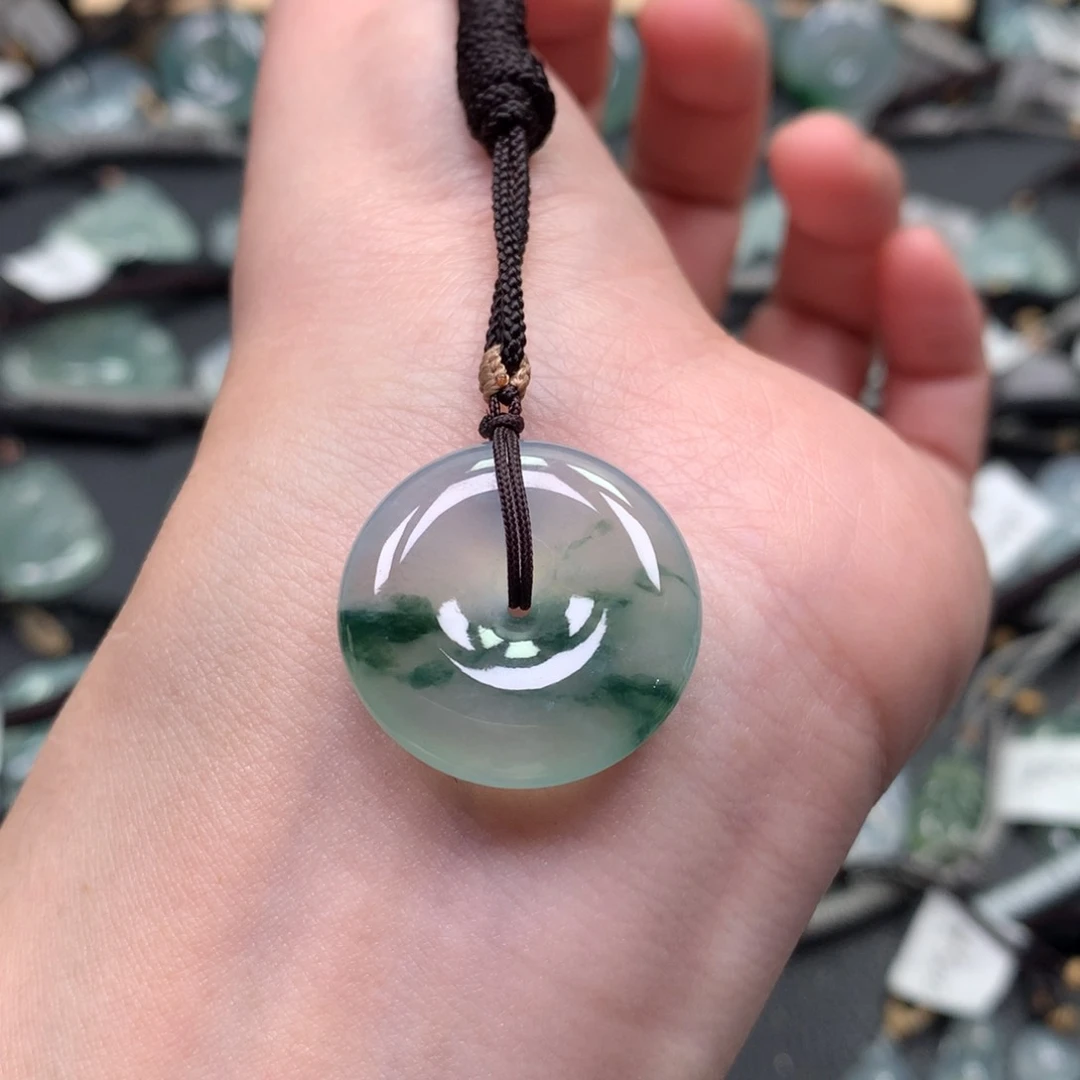 翡翠颈饰未镶嵌00000000000