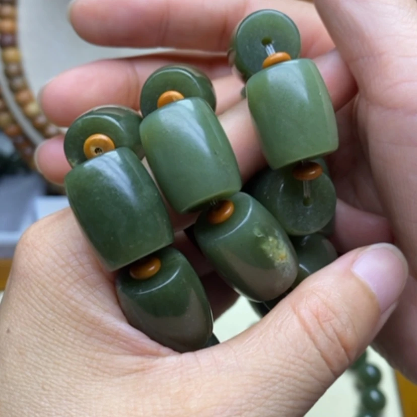 【闪购商品】未镶嵌手链岫岩河磨玉（透闪石质玉）使***唤