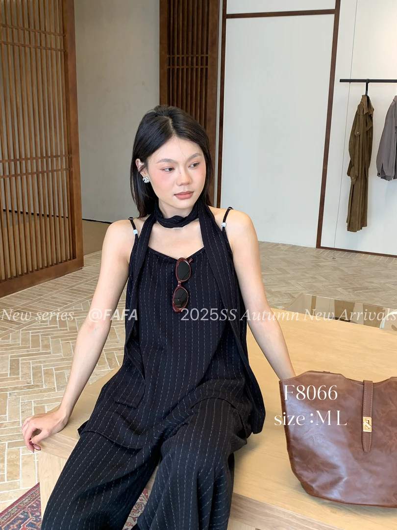 极简风通勤风时尚套装无袖背心套装阔腿裤
