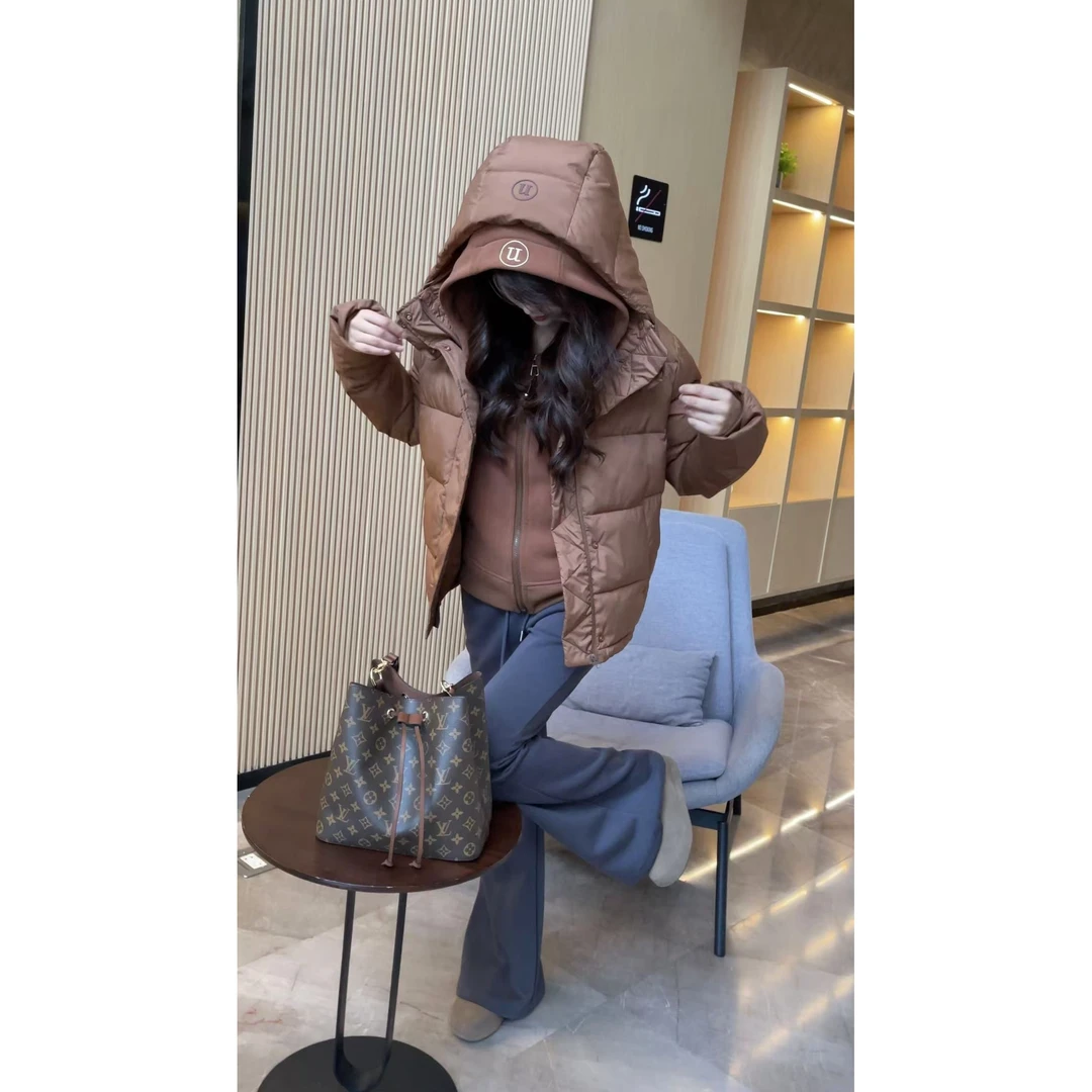 【梦婷家】“五格lulu”泡芙冬季新款洋气连帽纯色派克服外套-24970