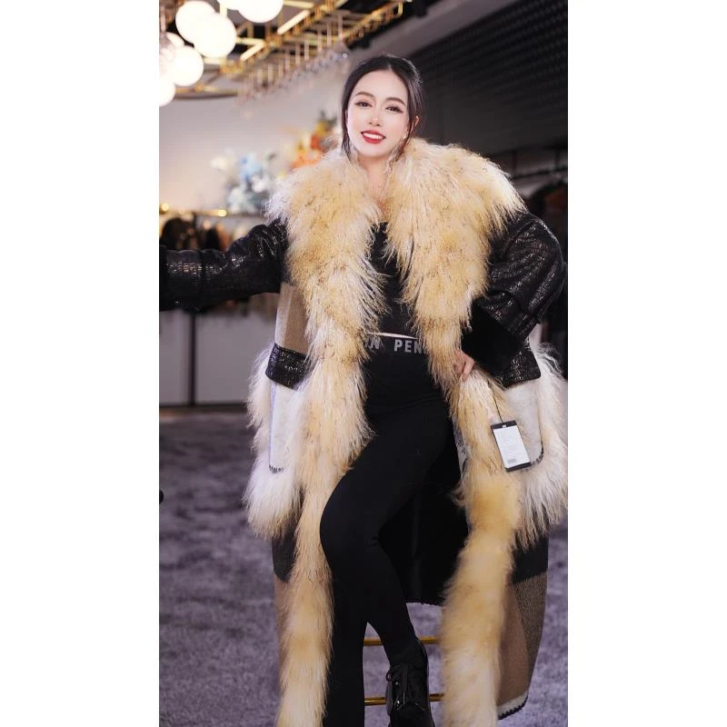 【Yongjia】皮毛一体女士外套22052时尚设计师拼接轻奢秋冬