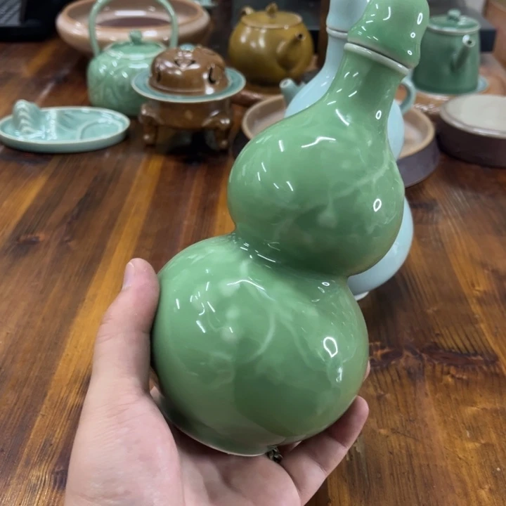 龙泉青瓷茶器微瑕8948
