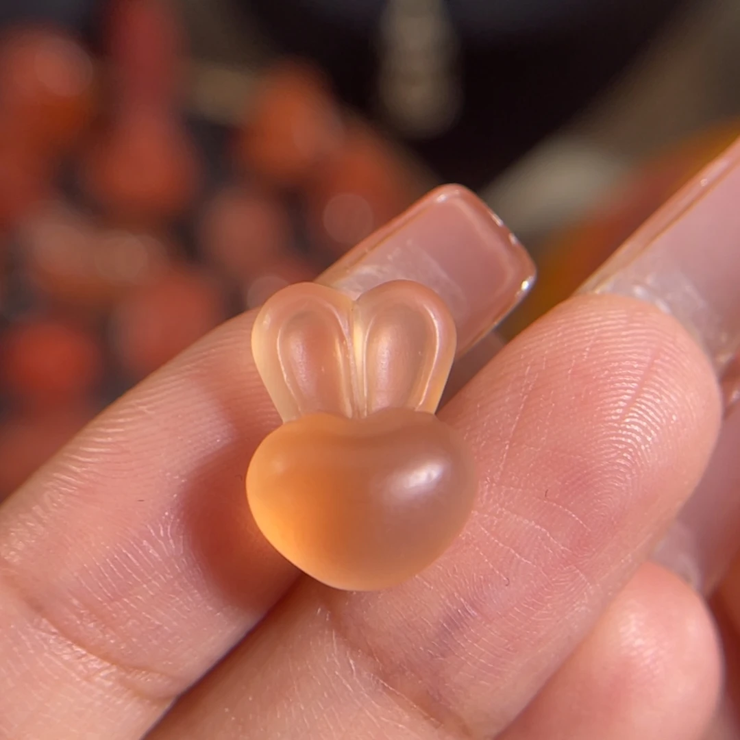 玛瑙/玉髓未镶嵌小兔子 11x12mm 不换退