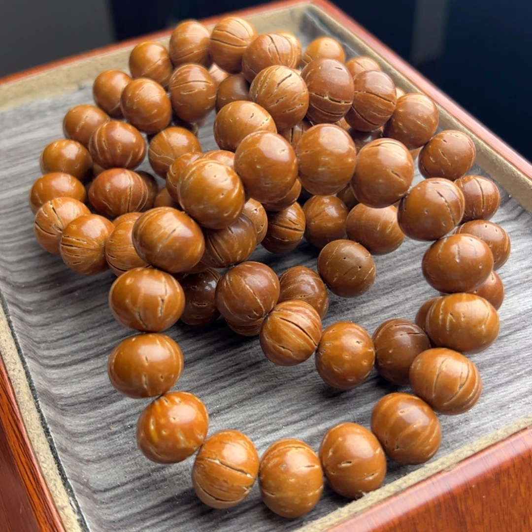 桃核手串//////////1