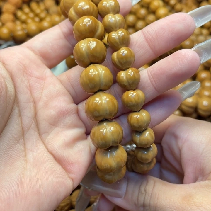 鞍***宁核桃全品亮面小屁桃大屁桃手持