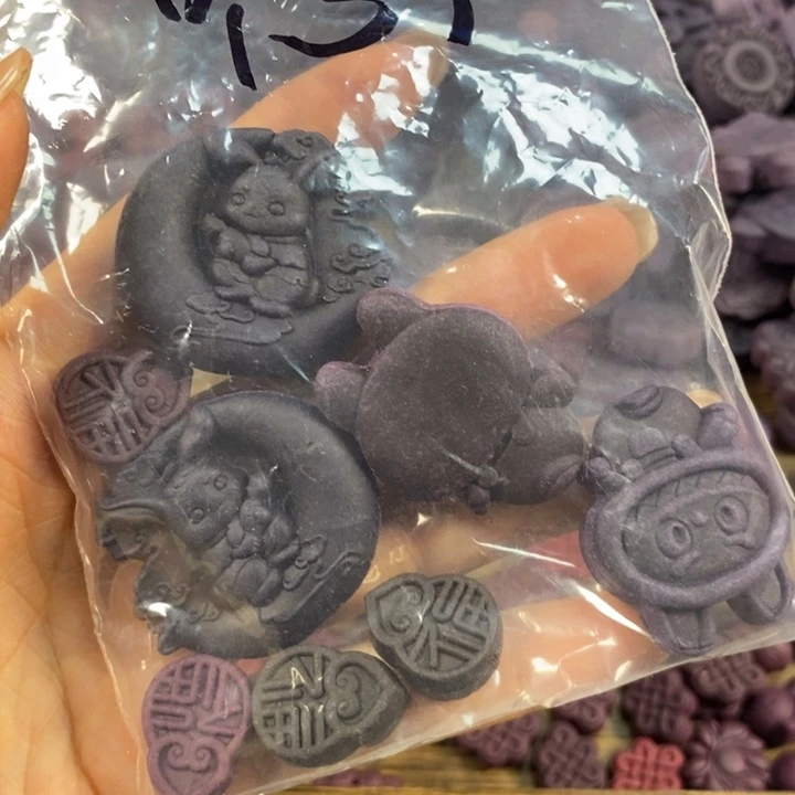 哩***呢泥塑合香配饰大礼包11
