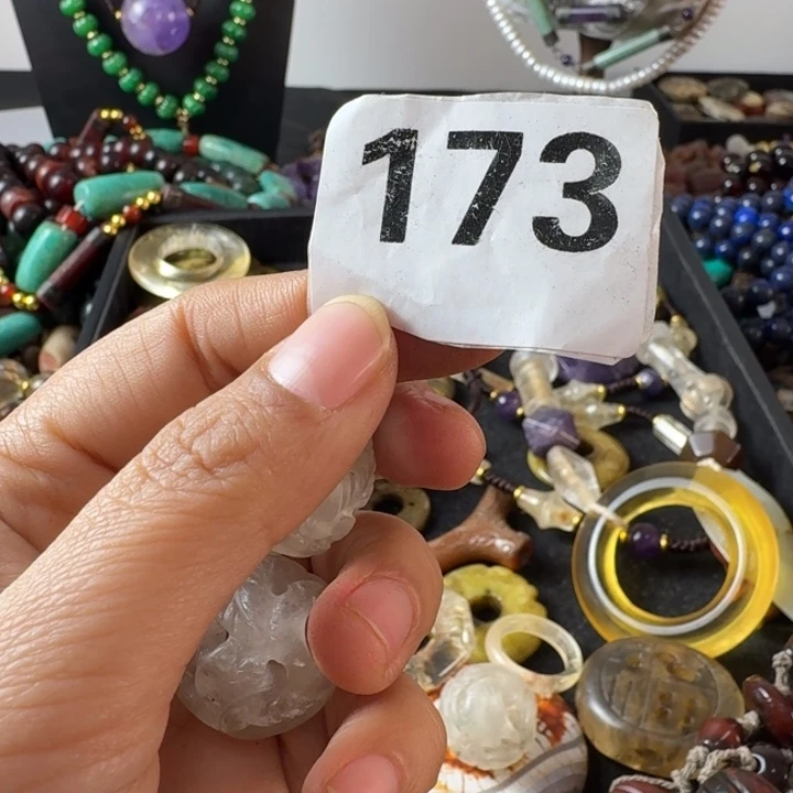 乙***凝玛瑙/玉髓未镶嵌颈饰