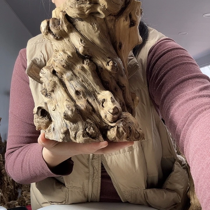 上***羽木石榴木榴疤笔筒