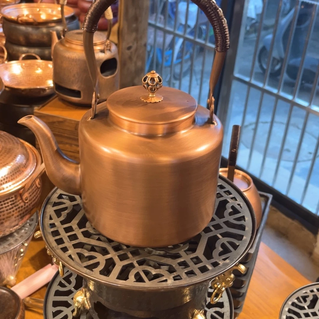 2升大壶手工锻打工艺