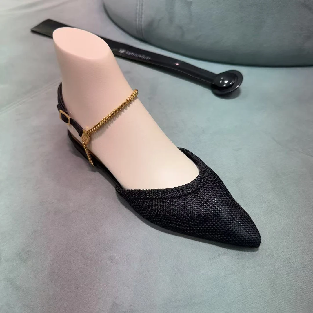 未使用 FENDI/芬迪 女鞋网面编织凉鞋黑色