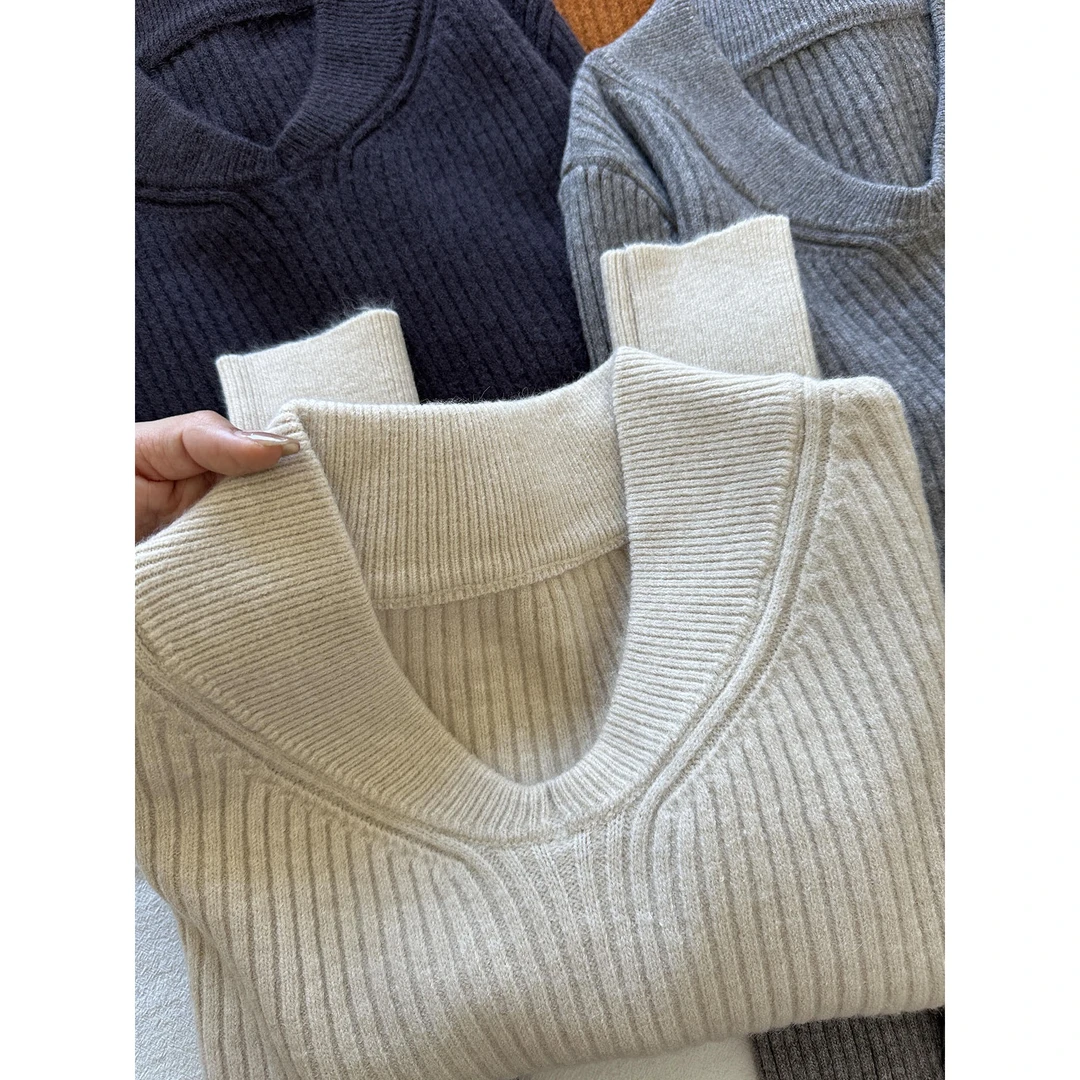 杏色慵懒高级感v领长袖毛衣女秋冬内搭可外穿软糯打底针织衫上衣