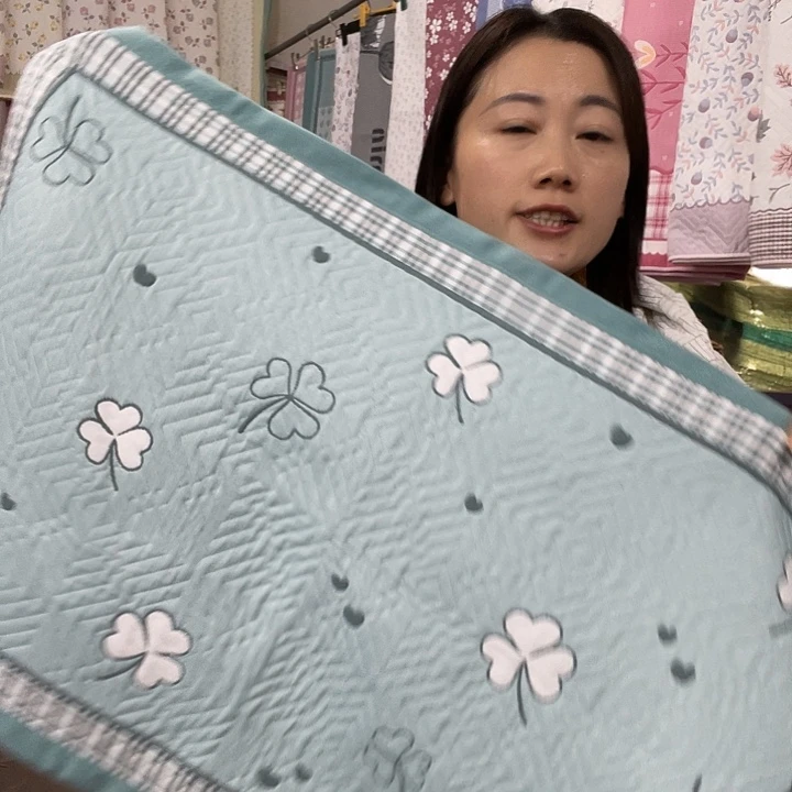 棉特价绿色四叶草