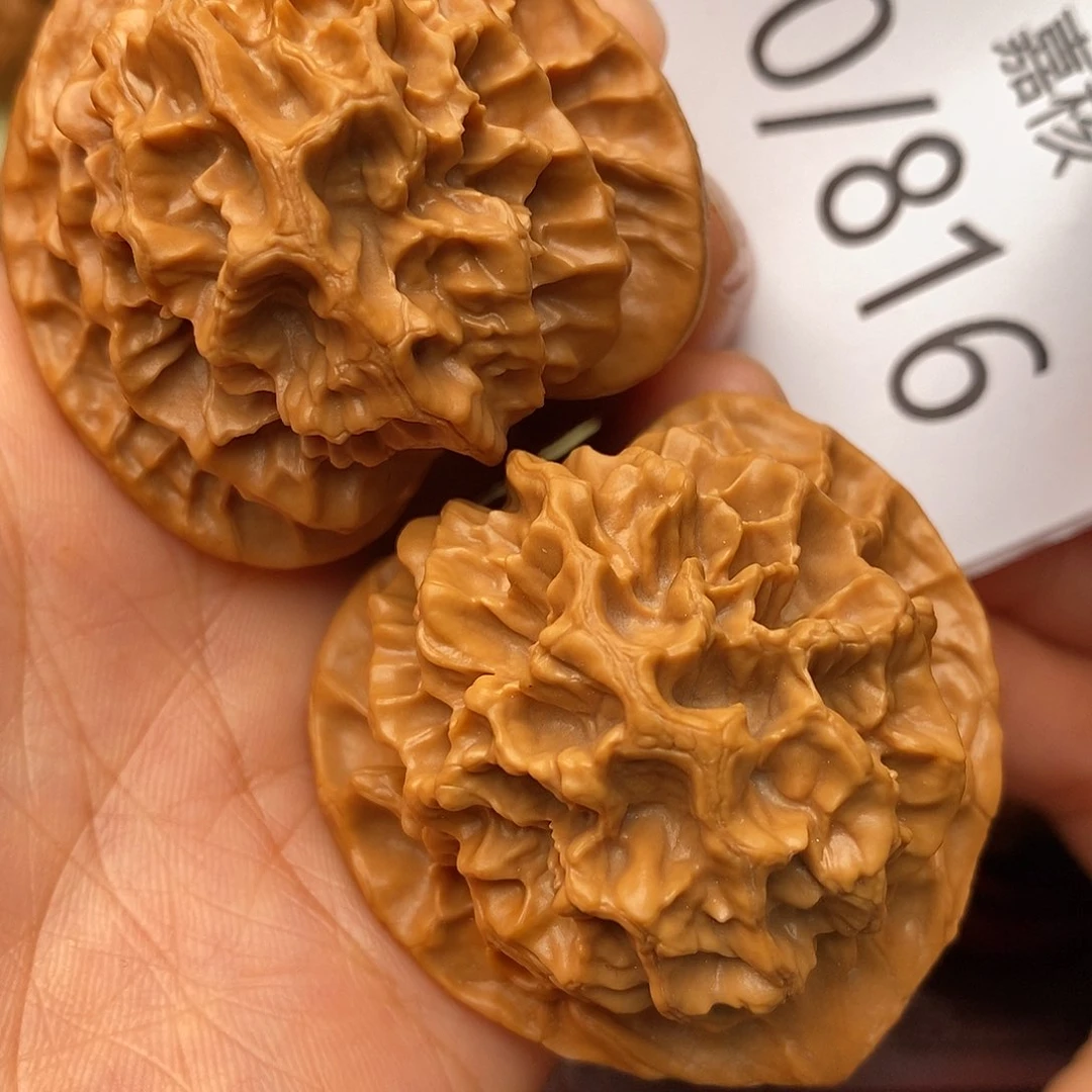 文玩核桃把件浪45龙鳞纹