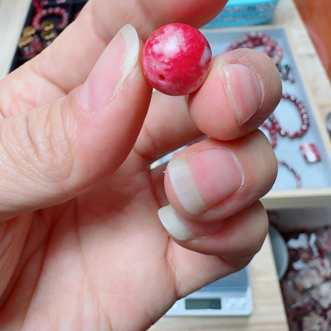 天然辰砂原石单珠卡13//3.4克