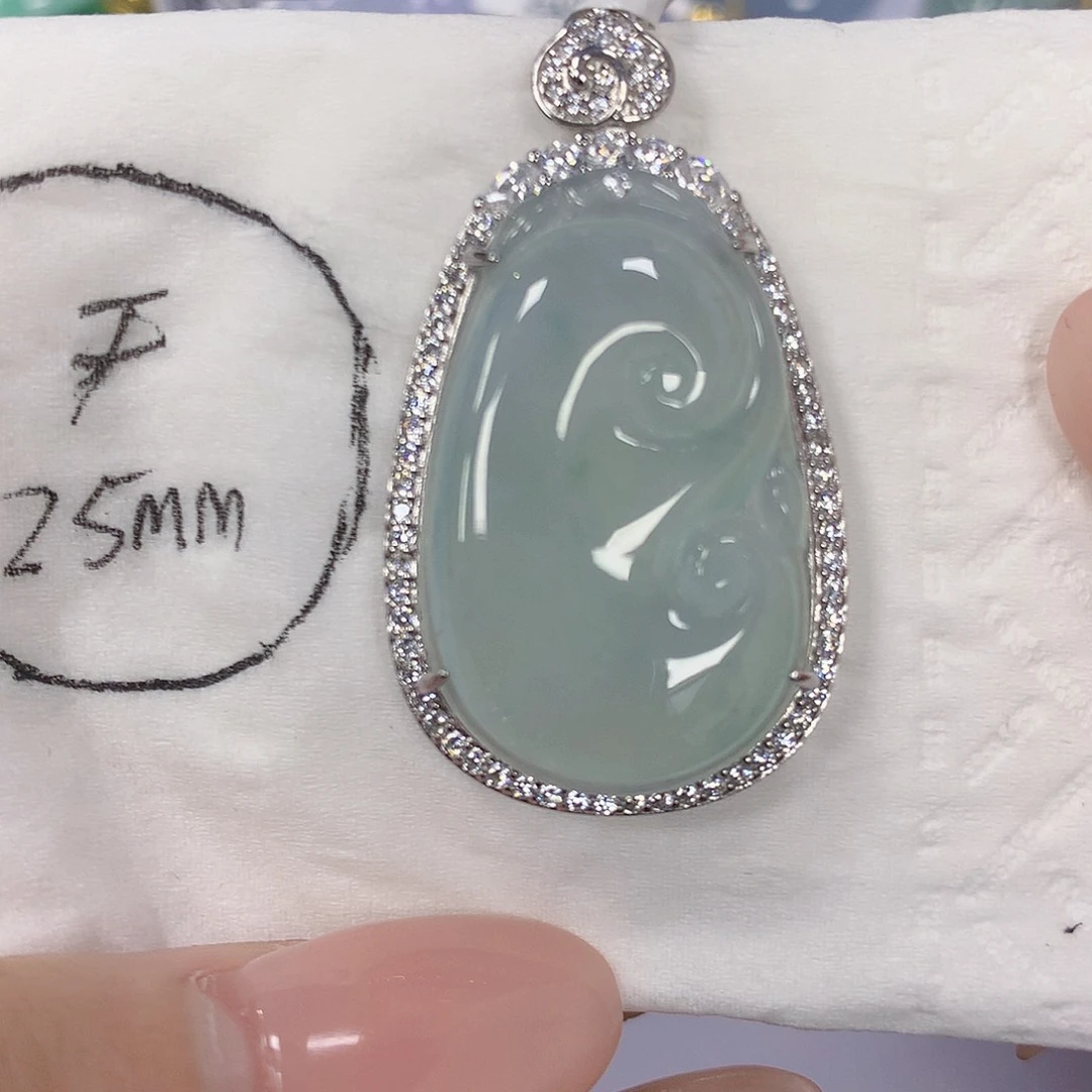 颈饰银S925镶嵌翡翠天然缅甸a货翡翠百元以上九米证书费自理