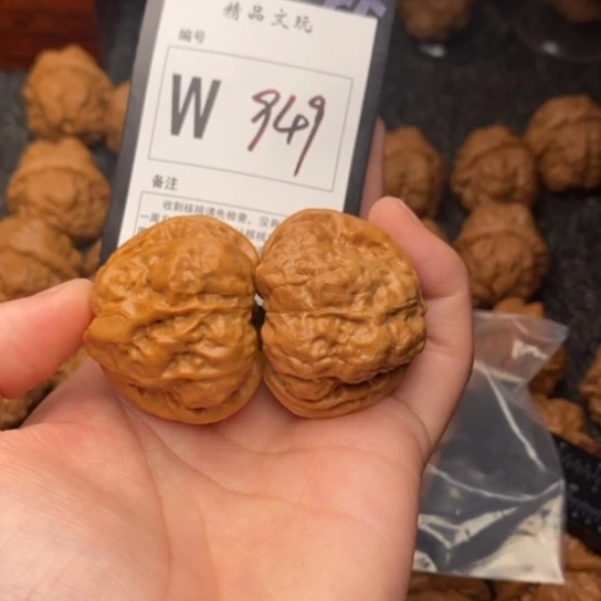 吊坠桃核我是第一百39