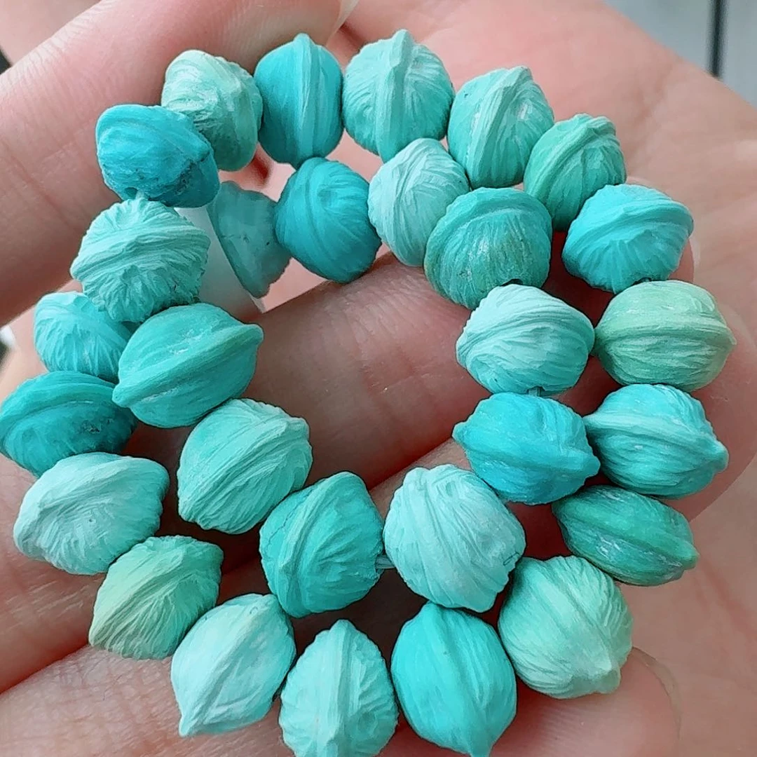 未镶嵌绿松石珠宝奇石