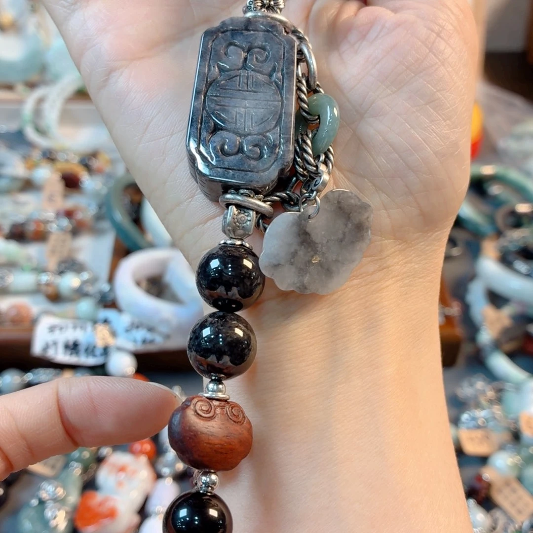 未镶嵌手链翡翠牛***?手串