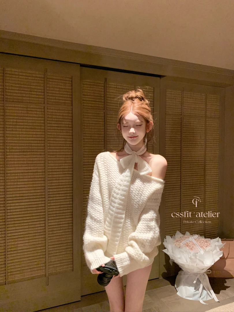 【云感包围】秋冬新款圣诞氛围感系带斜肩针织衫+针织短裤两件套女