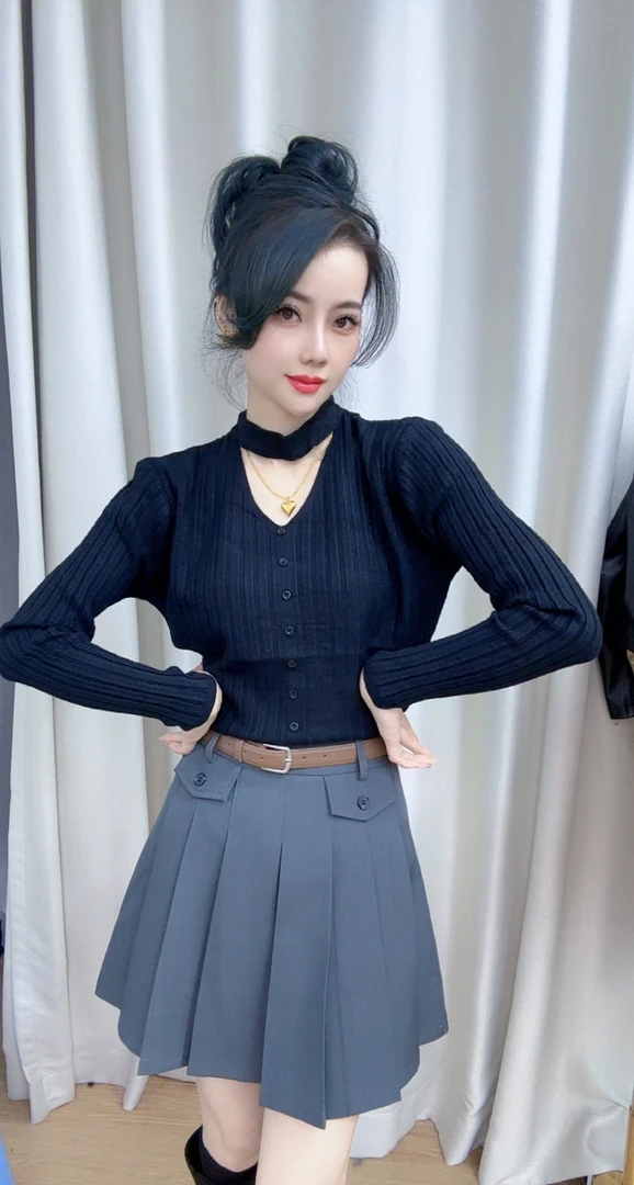 <XYG>挂脖小心机镂空针织打底衫