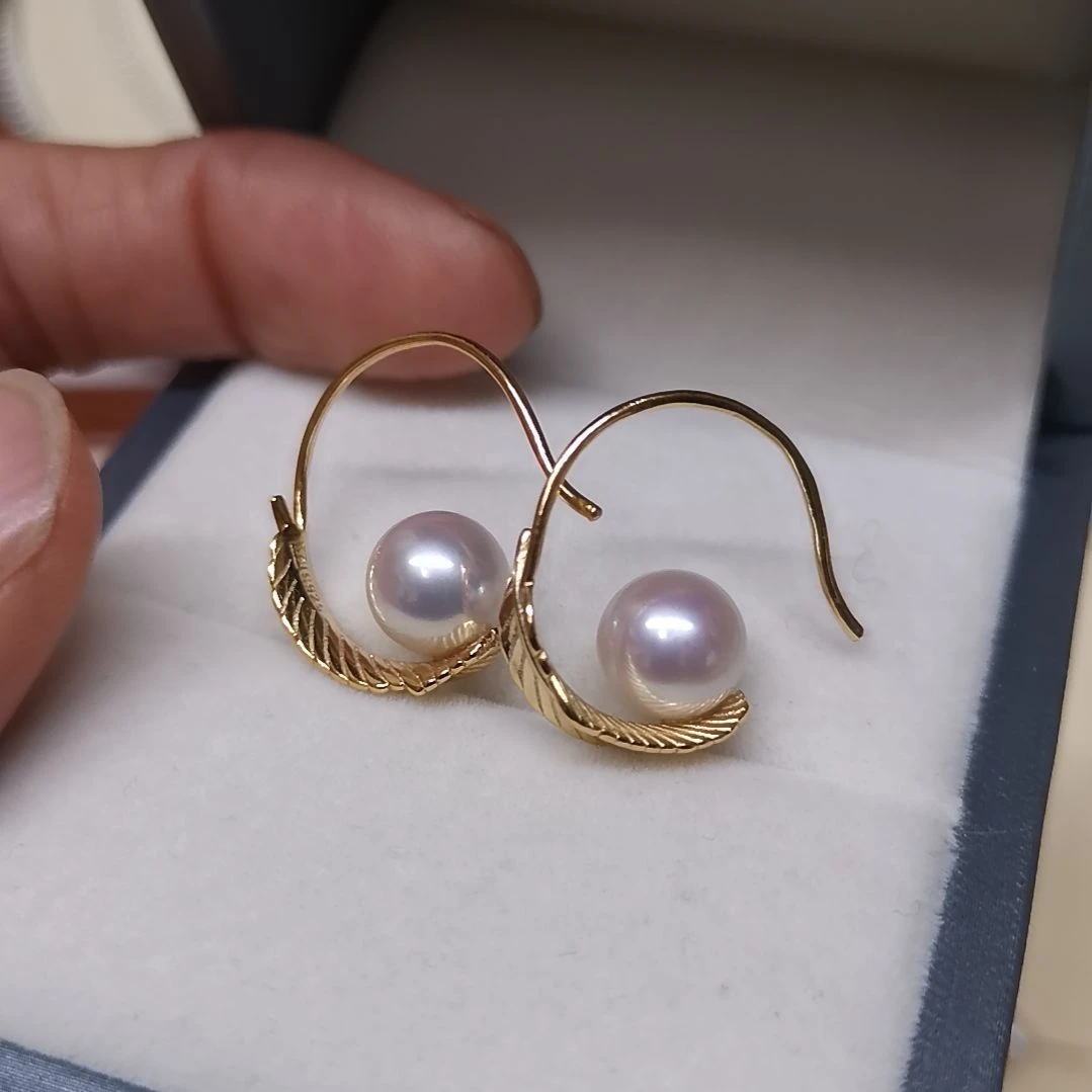 淡水珍珠耳饰银S925镀金镶嵌大****?