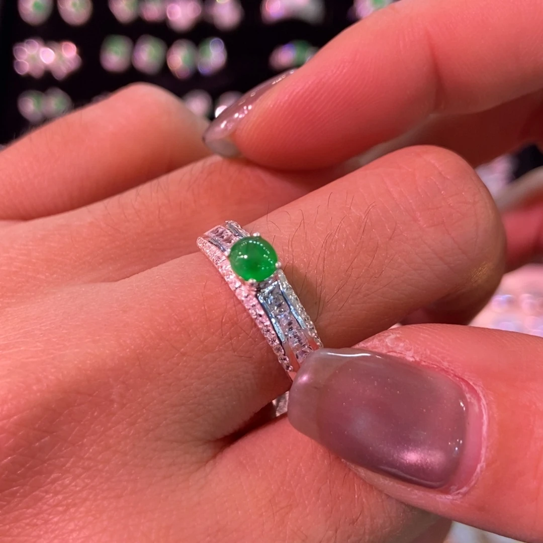 翡翠裸石天然缅甸