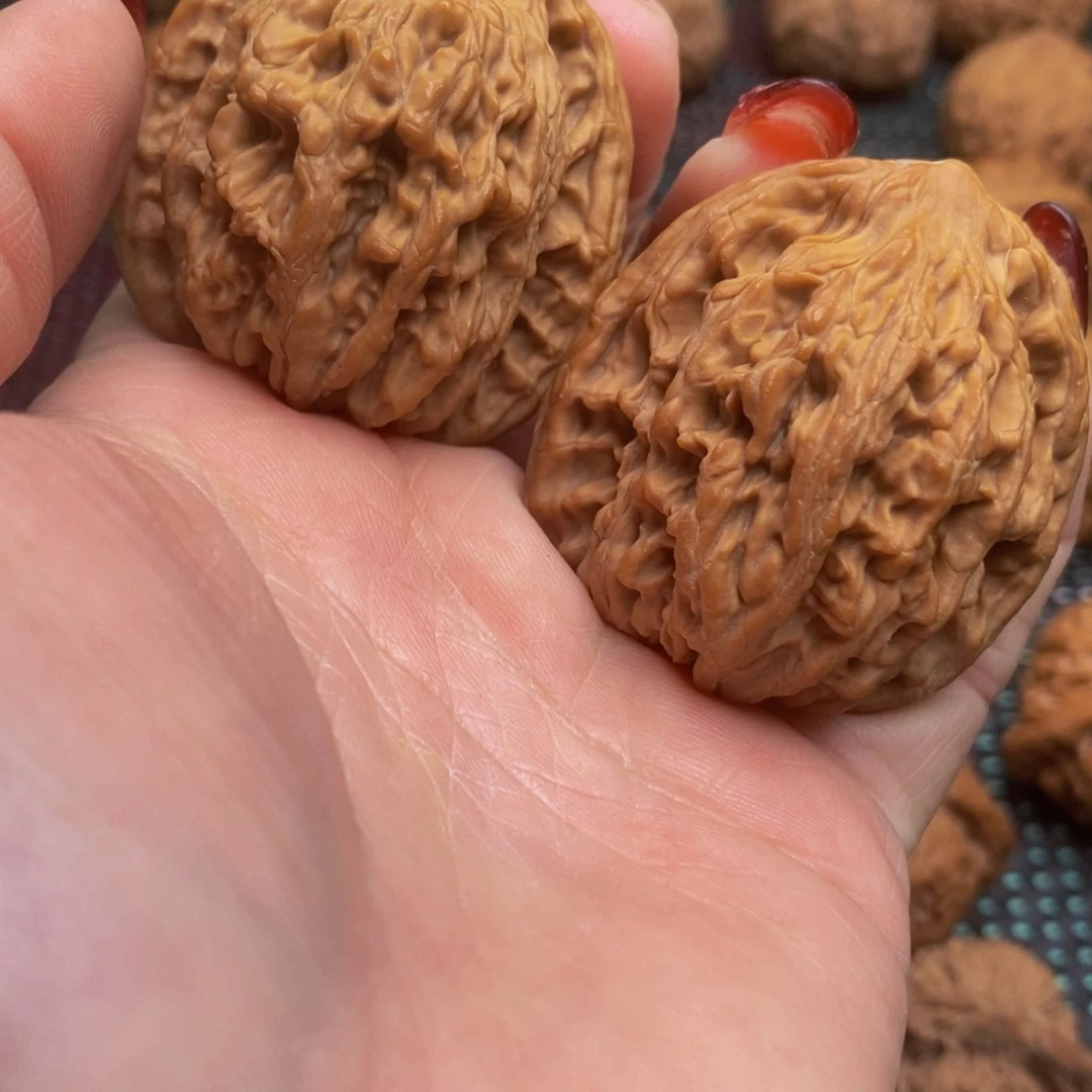 A*爱全品无修文玩核桃虎头