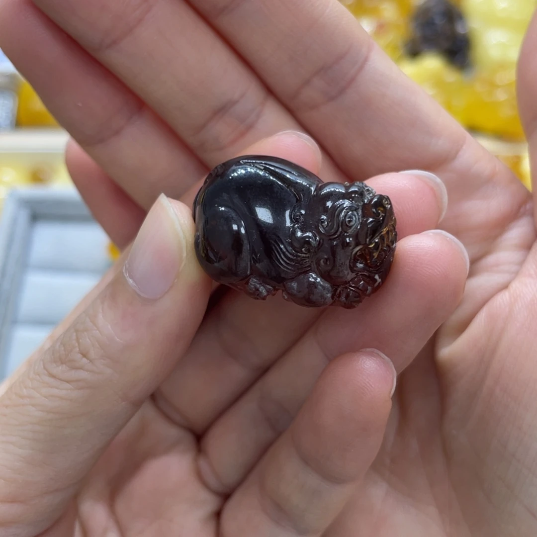 琥珀未镶嵌裸石天然琥珀