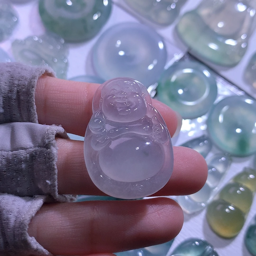 颈饰未镶嵌翡翠佛
