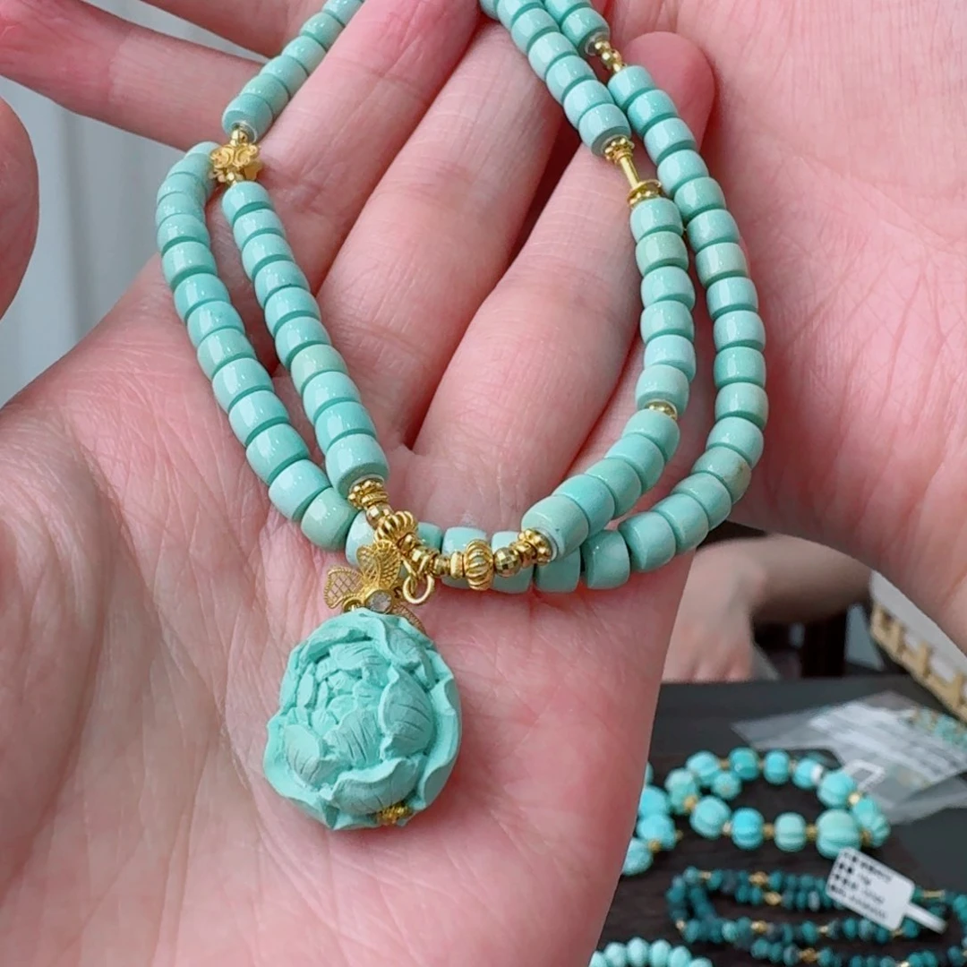 绿松石18K金镶嵌挂件