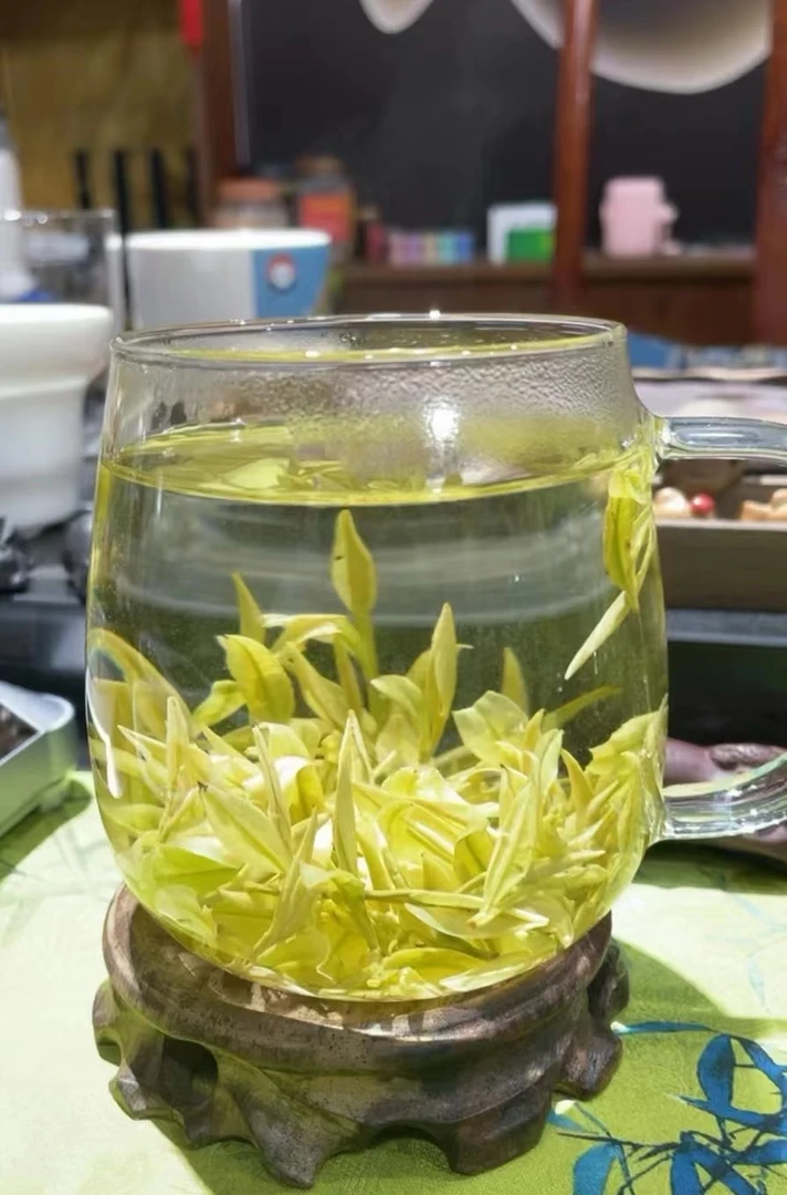 2025年新茶奶白黄金芽