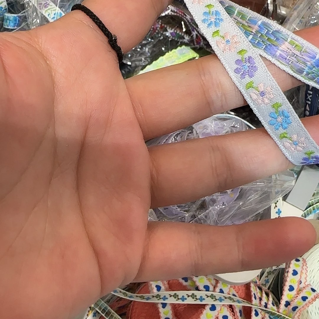 翊**悠服装辅料花边织带