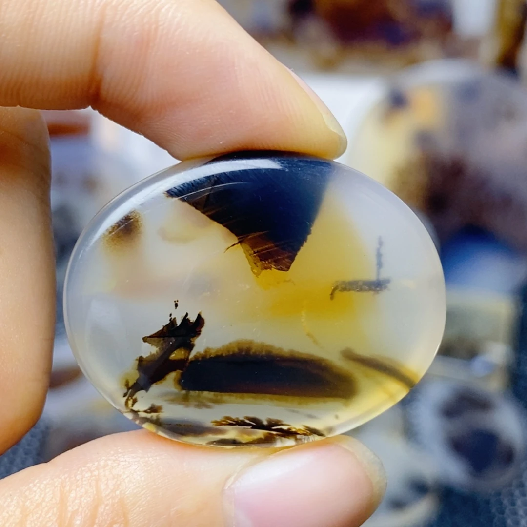 玛瑙/玉髓未镶嵌珠宝奇石