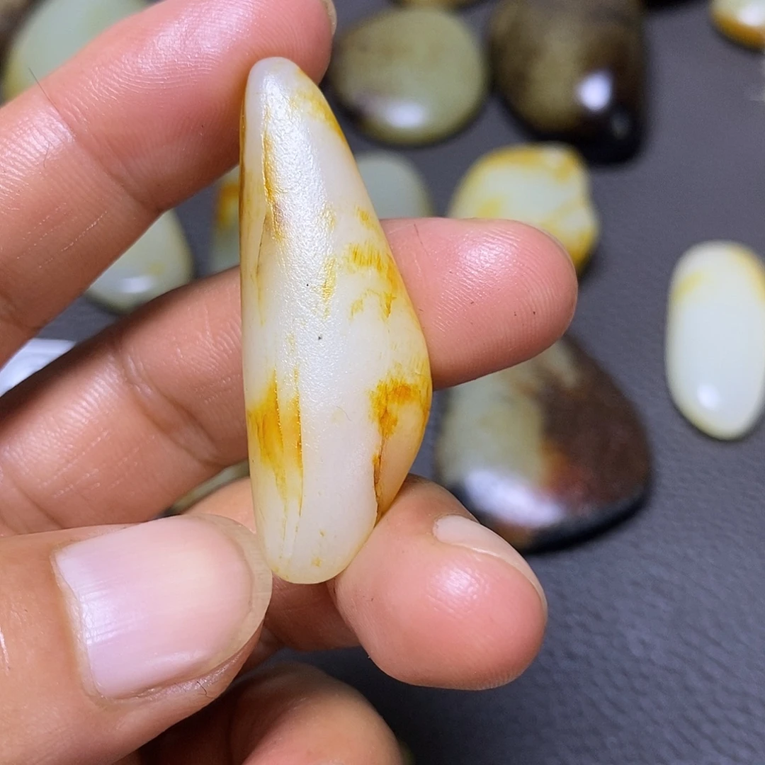 未镶嵌和田玉挂件