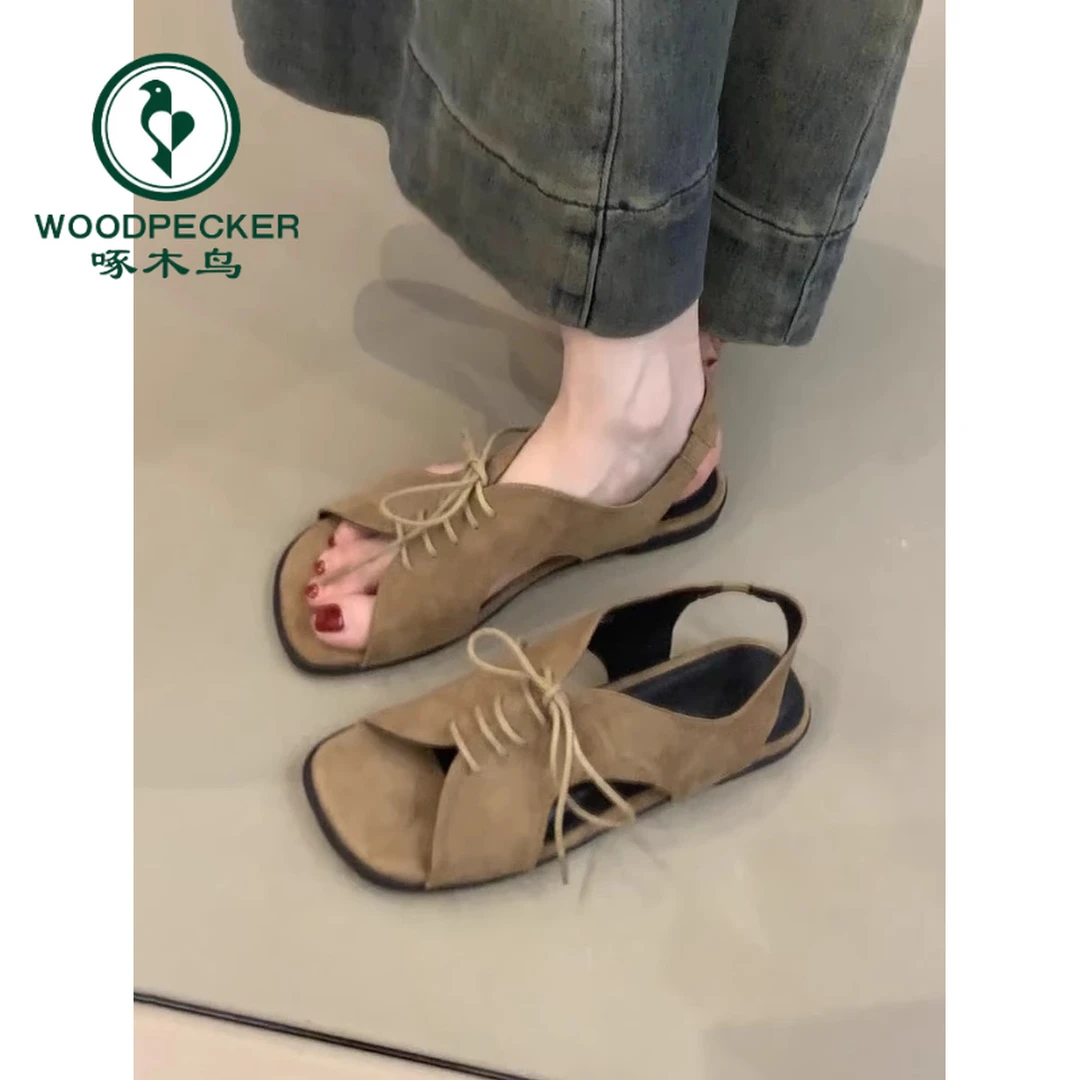 啄木鸟复古镂空系带罗马凉鞋夏百搭一字带露趾休闲沙滩平底凉鞋女